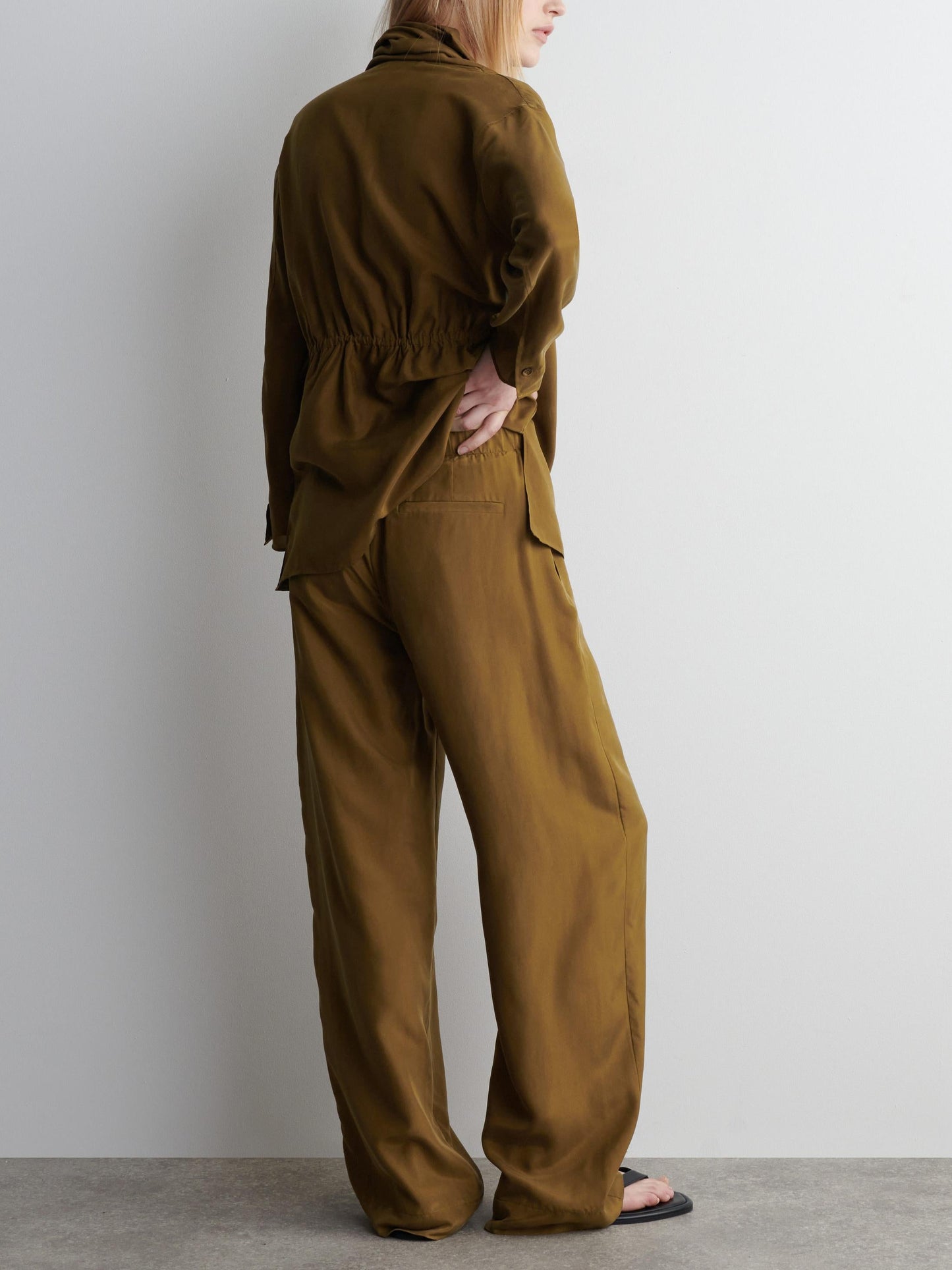 Conjunto de blazer tipo smoking + pantalón recto