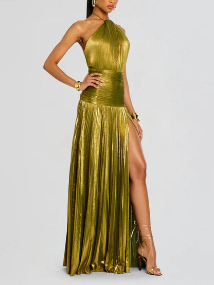 Vestido largo en textil plisado metálico