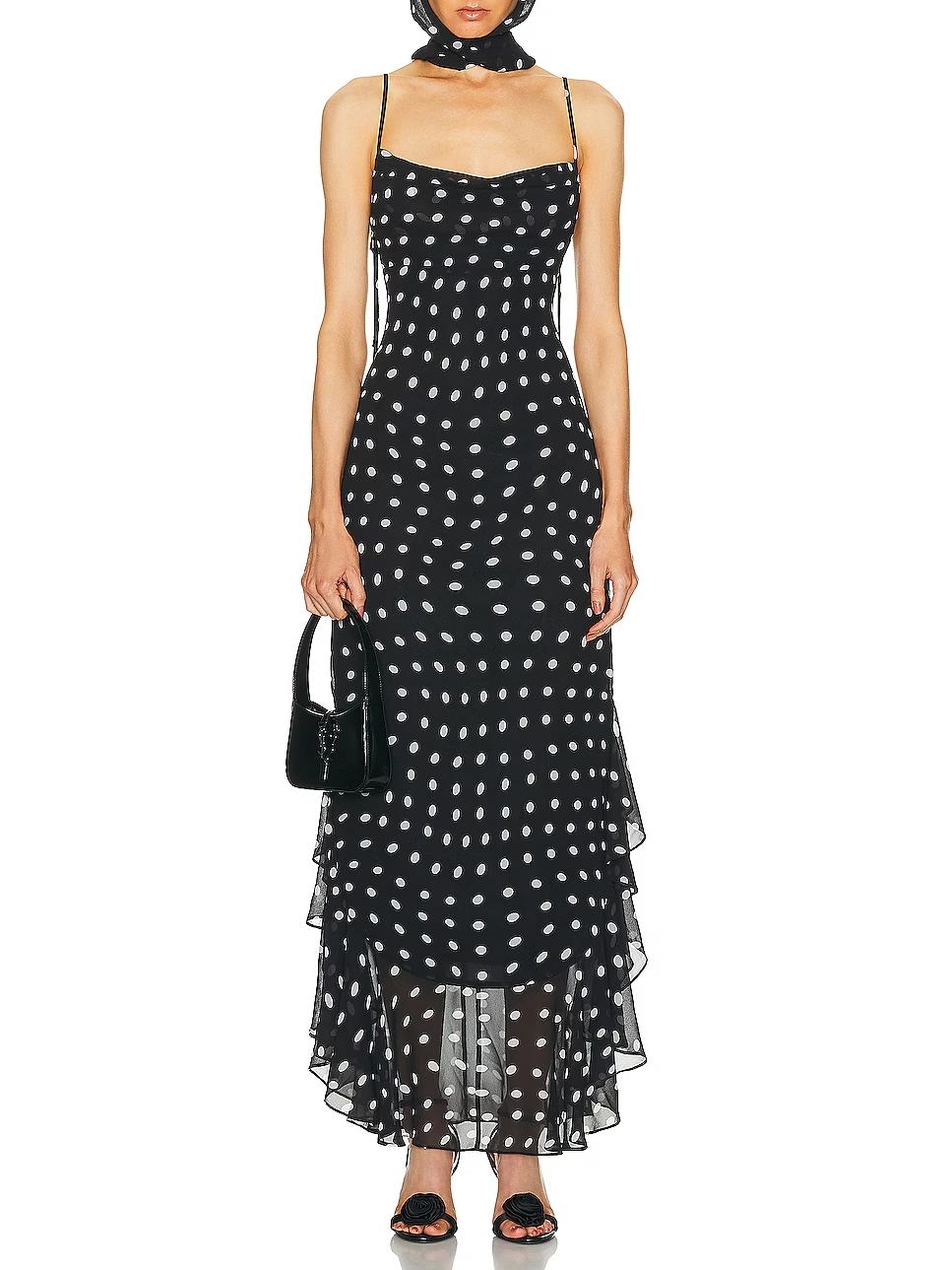 Vestido maxi con volados y tiras ajustables, en chiffon liviano con estampa polka dot