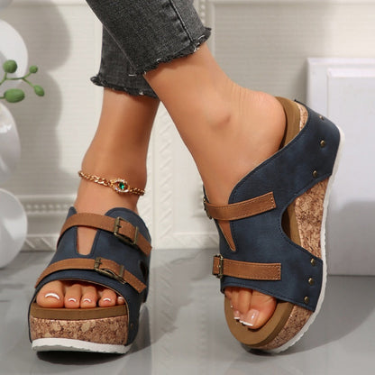 Sandalias de Plataforma con Cuña – Moda y Comodidad en Cada Paso